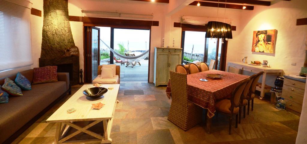 Casa Baronesa Waterfront Villa Puerto Villamil Eksteriør bilde